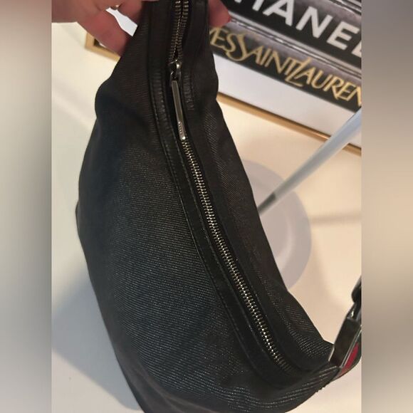 Authentic Gucci Denim Sherry Line Slouchy Shoulder Bag - Picture 6 of 7